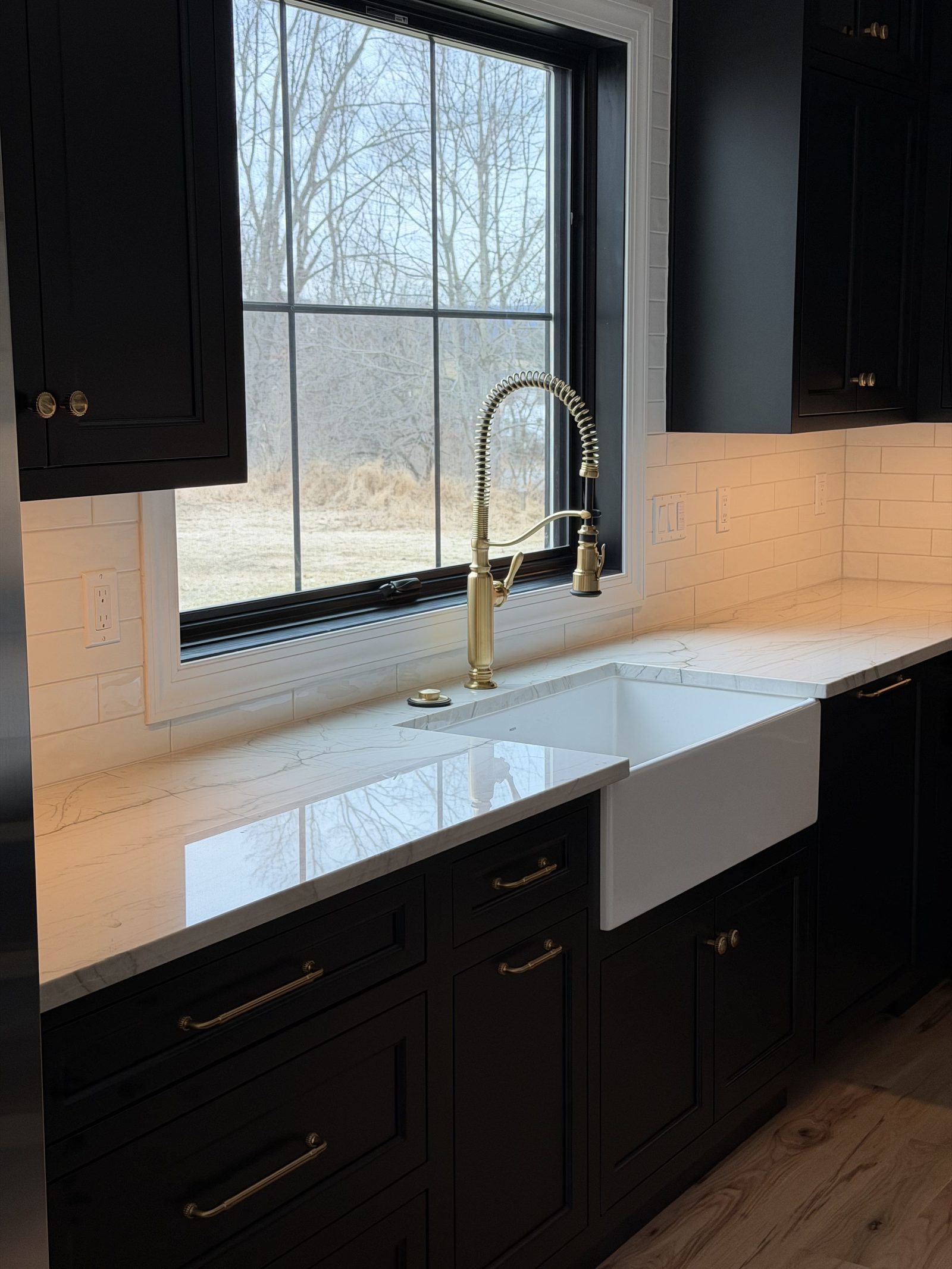 Farmhouse sink kitchen detail